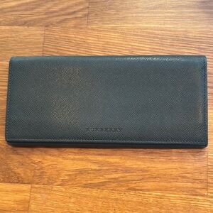 Burberry Nova check long wallet